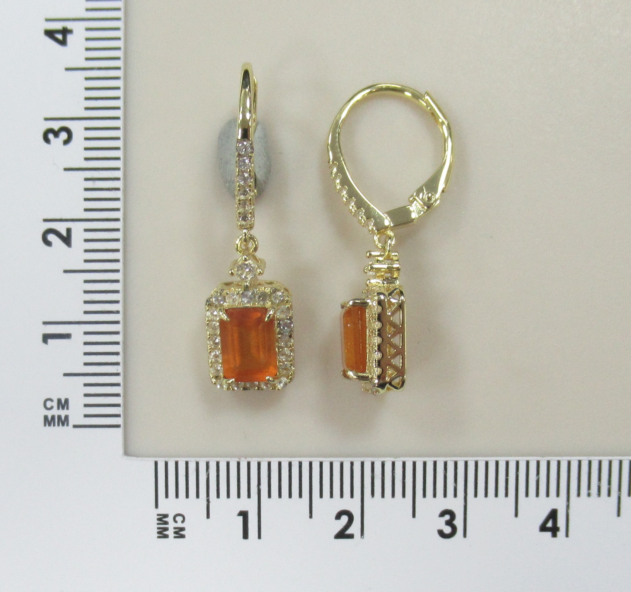 Серебряные серьги с вульфенитами